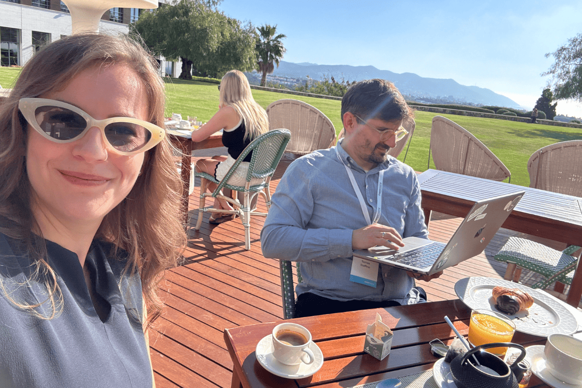 Staffino at PharmacyForum UK 2025 preparing for their presentation titled "How to Use CX to Increase Revenue at Pharmacies".